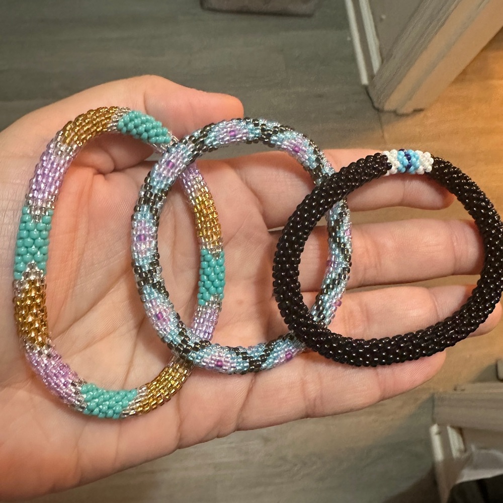 Sashka Hand Crafted Beaded Bracelets Set - Multicolor